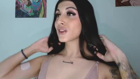 Snapshot of princess_ofyourdreams chatting on March 11, 2026, 7:58 am Sophie online show from March 11, 2026, 7:58 am