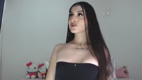 Sophie online show from July 10, 2026, 7:05 pm