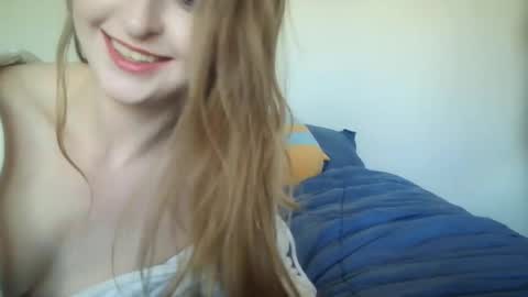 Snapshot of princess_peach_x chatting on March 6, 2025, 9:20 pm Tiffany online show from March 6, 2025, 9:20 pm