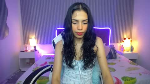 princess_skinny18 online show from June 2, 2026, 10:34 pm