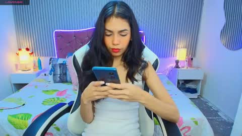 princess_skinny18 online show from June 7, 2026, 7:39 pm