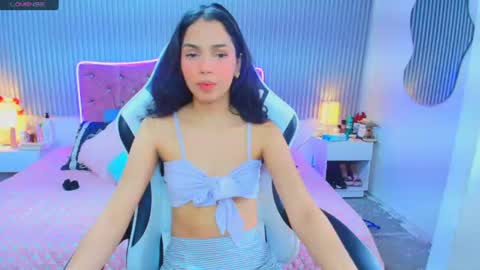 princess_skinny18 online show from June 22, 2026, 9:23 pm