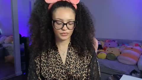 Snapshot of princessamberrrxo chatting on November 29, 2025, 2:03 am Amber online show from November 29, 2025, 2:03 am