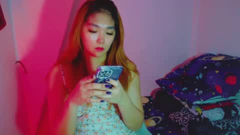 Snapshot of princesscutiexx chatting on December 5, 2024, 9:50 pm Hello everyone this is your beloved Athena again I present the most comfortable and kind room I accept everyone with kindness online show from December 5, 2024, 9:50 pm