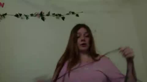 princesssnowflk84 online show from June 17, 2026, 7:04 pm