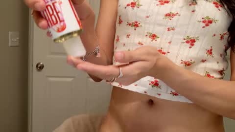 Snapshot of prinxessally chatting on February 18, 2025, 7:21 am Prinxessally online show from February 18, 2025, 7:21 am