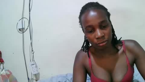 Snapshot of pritty_amber chatting on March 25, 2026, 11:44 pm pritty_amber online show from March 25, 2026, 11:44 pm