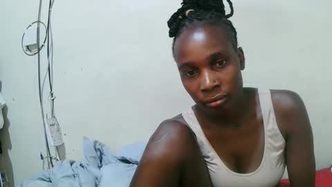 Snapshot of pritty_amber chatting on April 5, 2026, 7:55 pm pritty_amber online show from April 5, 2026, 7:55 pm