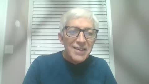 Snapshot of privatepilot chatting on December 3, 2025, 12:07 am PrivatePilot online show from December 3, 2025, 12:07 am