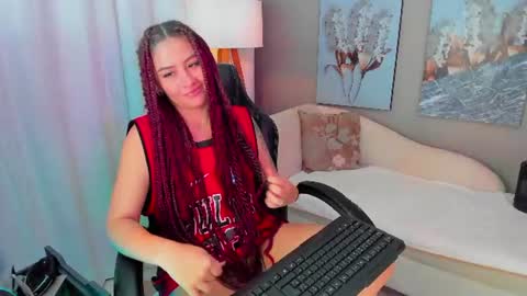 Snapshot of priya_rose chatting on June 11, 2026, 6:17 pm Priya Rose online show from June 11, 2026, 6:17 pm
