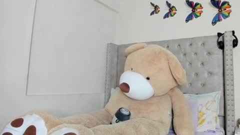 Snapshot of profanared chatting on January 9, 2025, 3:34 pm Profana Red online show from January 9, 2025, 3:34 pm