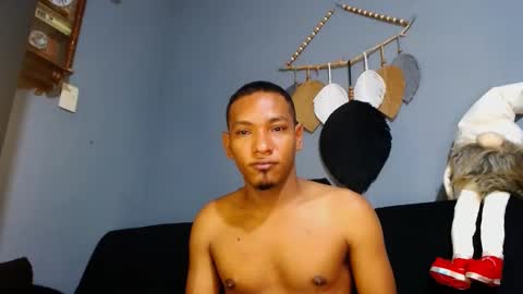 Snapshot of prometo23cm chatting on December 6, 2024, 10:05 am Grande y Gruesa online show from December 6, 2024, 10:05 am