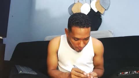 Snapshot of prometo23cm chatting on November 10, 2025, 6:12 am Grande y Gruesa online show from November 10, 2025, 6:12 am