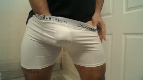 proseccopapi23 online show from February 1, 2026, 4:44 am