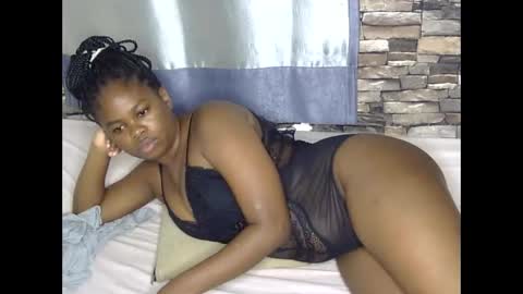 prretyface online show from May 18, 2026, 2:29 am