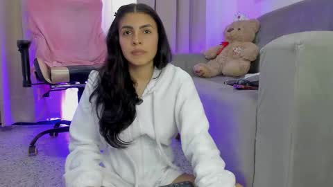 Snapshot of prvncessa_10 chatting on May 9, 2026, 6:46 pm INDEPENDENT MODEL online show from May 9, 2026, 6:46 pm