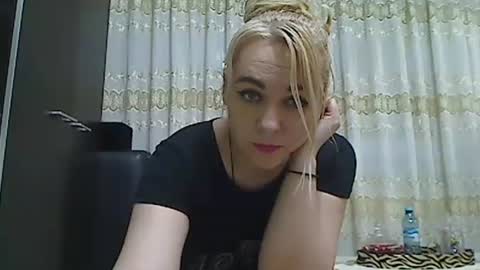 Snapshot of pryncess_sweety chatting on February 16, 2025, 6:32 pm Pryncess sweety online show from February 16, 2025, 6:32 pm