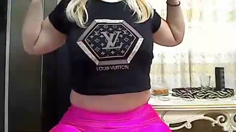 Snapshot of pryncess_sweety chatting on October 9, 2025, 7:50 am Pryncess sweety online show from October 9, 2025, 7:50 am