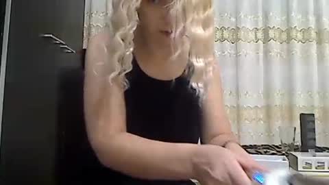 Snapshot of pryncess_sweety chatting on October 21, 2025, 5:24 pm Pryncess sweety online show from October 21, 2025, 5:24 pm