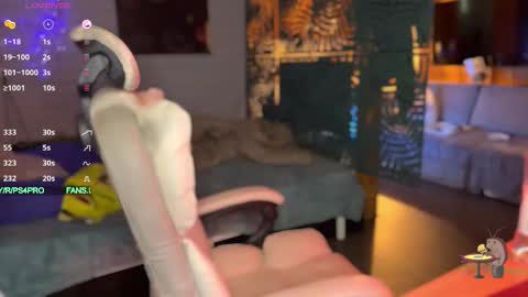 Snapshot of ps6pro chatting on October 30, 2025, 2:13 am Queen of Pain online show from October 30, 2025, 2:13 am