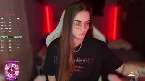 Snapshot of ps6pro chatting on December 17, 2025, 12:05 am Queen of Pain online show from December 17, 2025, 12:05 am