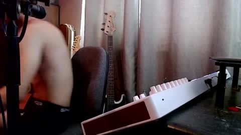 Sk8wave online show from April 8, 2026, 7:58 pm