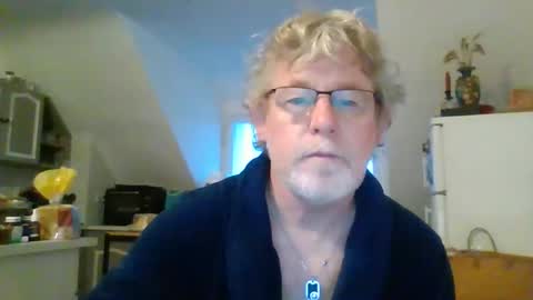 ptitrouquin online show from December 22, 2025, 8:11 am