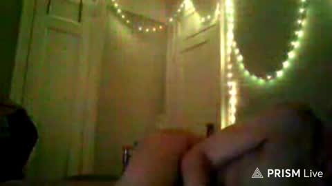 puddled_wonderland online show from October 18, 2025, 8:15 am