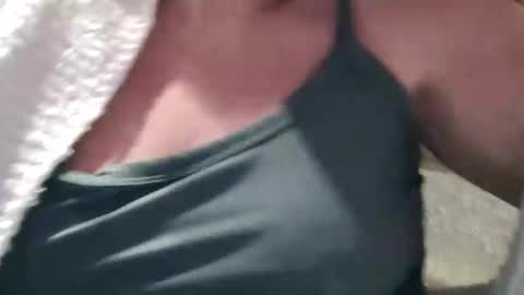 Snapshot of puddleslut420 chatting on November 18, 2025, 10:31 am Puddles online show from November 18, 2025, 10:31 am