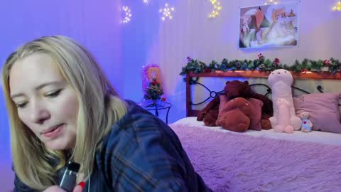 puffybun online show from December 16, 2024, 12:04 am