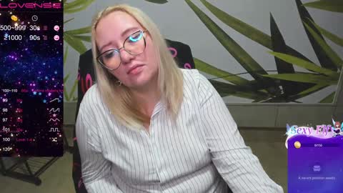 puffybun online show from January 18, 2025, 4:42 pm