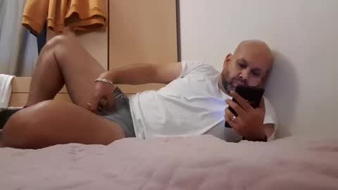 Snapshot of pulpdiction2 chatting on December 9, 2024, 2:28 pm Pulp online show from December 9, 2024, 2:28 pm