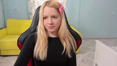 Snapshot of puma4ka chatting on March 2, 2025, 7:43 am Victoria online show from March 2, 2025, 7:43 am