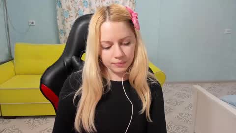 Snapshot of puma4ka chatting on March 3, 2025, 11:33 am Victoria online show from March 3, 2025, 11:33 am