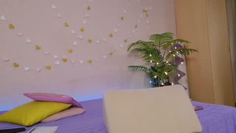 Snapshot of pumpkin_jumping_ chatting on December 12, 2024, 10:13 am Daffi online show from December 12, 2024, 10:13 am