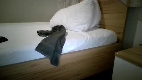 punkz999950 online show from September 11, 2025, 6:52 pm