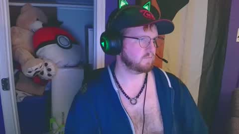 Snapshot of pupdionysus chatting on March 5, 2025, 5:50 am Werewolf Cub online show from March 5, 2025, 5:50 am