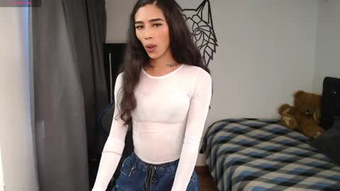 Cris online show from April 9, 2026, 4:01 pm