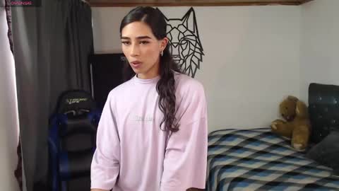 Cris online show from April 14, 2026, 5:41 pm