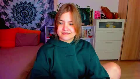 Snapshot of purehanna chatting on November 28, 2025, 12:41 pm Miss Hanna online show from November 28, 2025, 12:41 pm