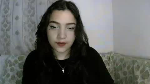 Snapshot of purple_23 chatting on December 20, 2025, 7:48 am Lizzy online show from December 20, 2025, 7:48 am