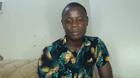 purple_hearts online show from February 13, 2026, 3:13 am