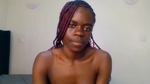 purple_honey1 online show from May 17, 2026, 8:12 am