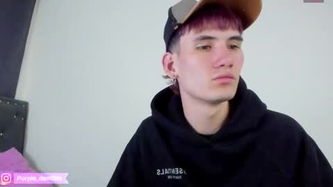 Snapshot of purpledemons chatting on January 22, 2025, 4:23 am purpledemons online show from January 22, 2025, 4:23 am