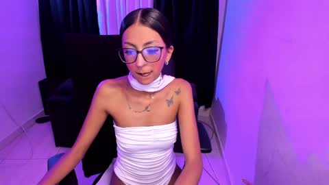 Snapshot of purplemegan chatting on May 26, 2026, 1:56 am MEGANNNN online show from May 26, 2026, 1:56 am