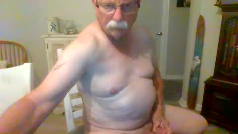 Snapshot of purpleshroom chatting on August 3, 2026, 3:38 am purpleshroom online show from August 3, 2026, 3:38 am