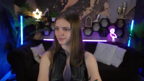 Ellie online show from September 26, 2025, 7:45 am