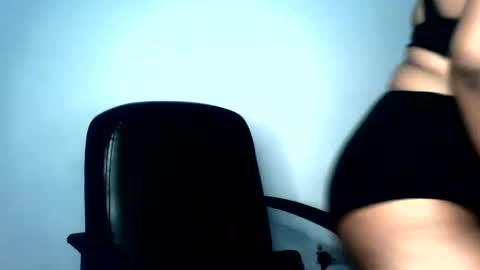 pussywet8623448 online show from June 6, 2026, 9:25 am