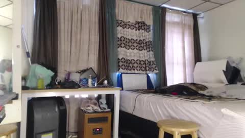 putiputi4u online show from January 2, 2025, 7:07 pm