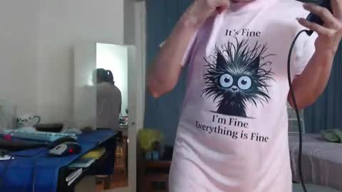 putiputi4u online show from May 18, 2026, 5:57 am